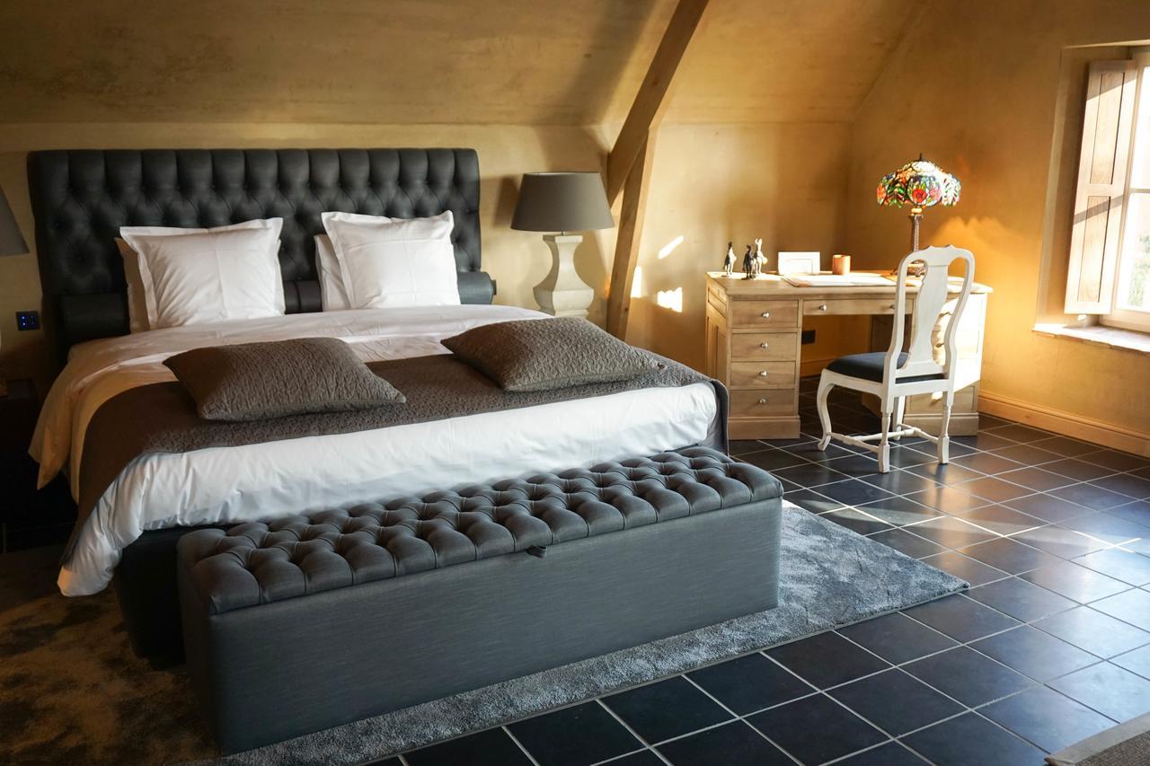 Deluxe King Suite